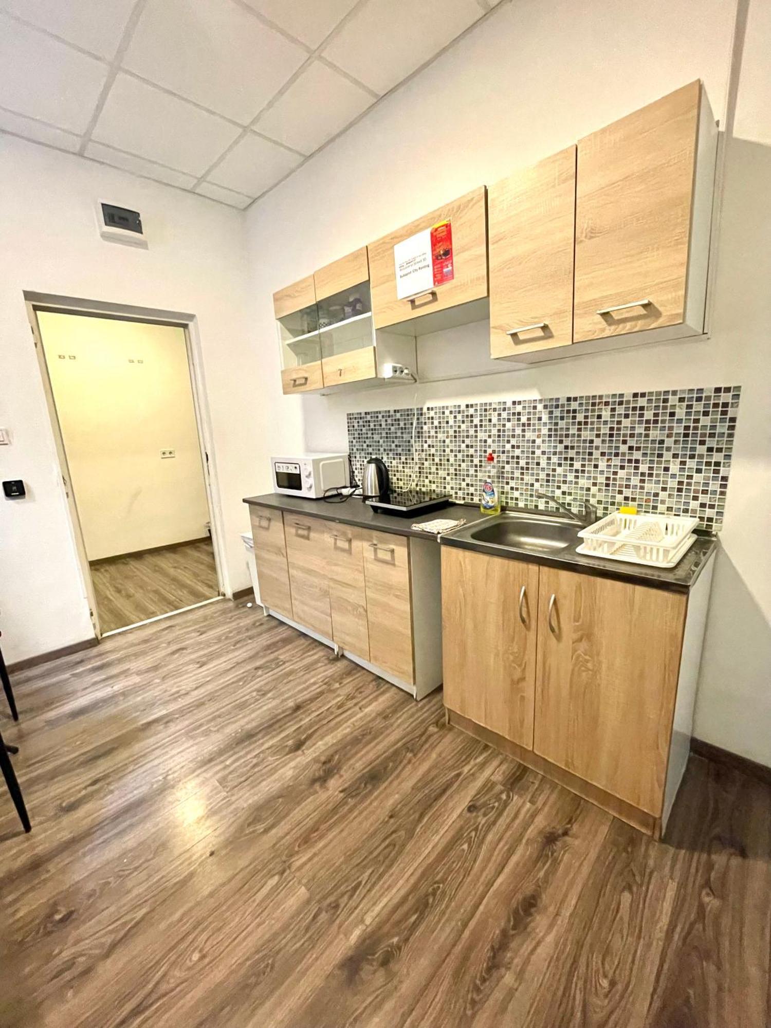 Aradi Rooms With Private Bathroom In The City Centre Budapeşte Dış mekan fotoğraf
