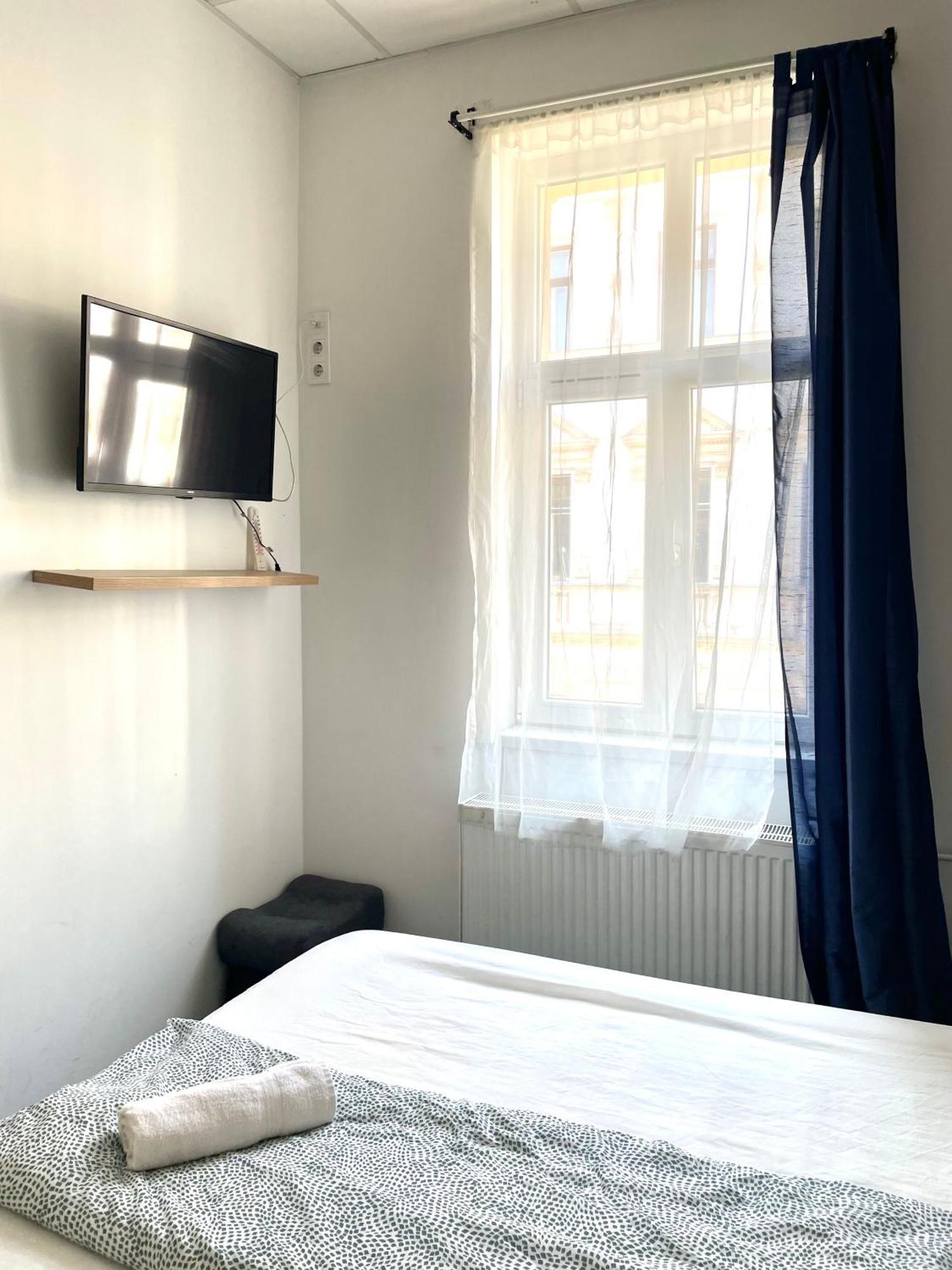 Aradi Rooms With Private Bathroom In The City Centre Budapeşte Dış mekan fotoğraf